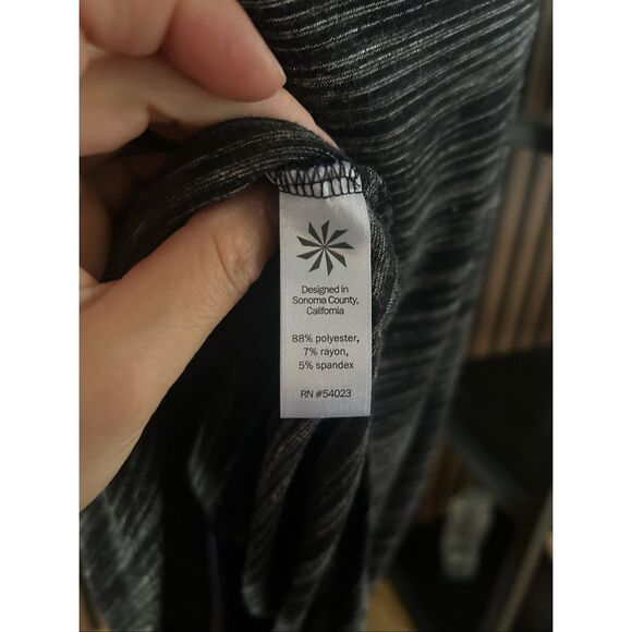 Athleta gray stretchy comfy dress size medium - Picture 5 of 6